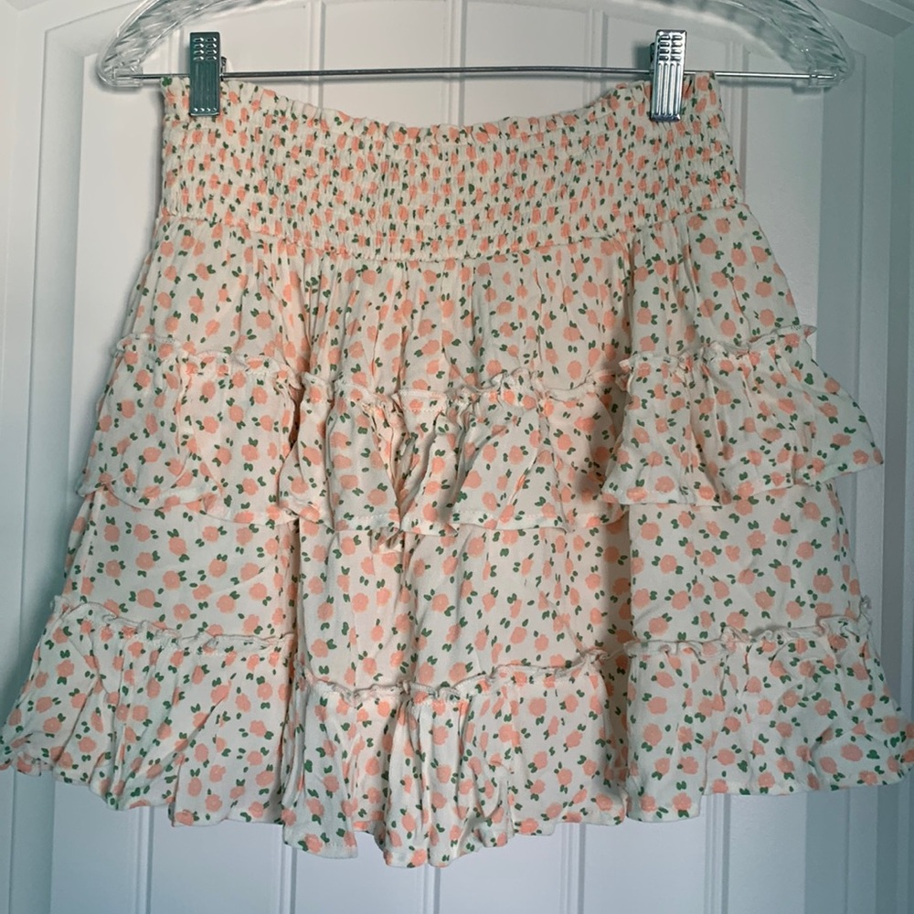 NEVER WORN AERIE TIERED FLORAL MINI SKIRT (TAGS ON)